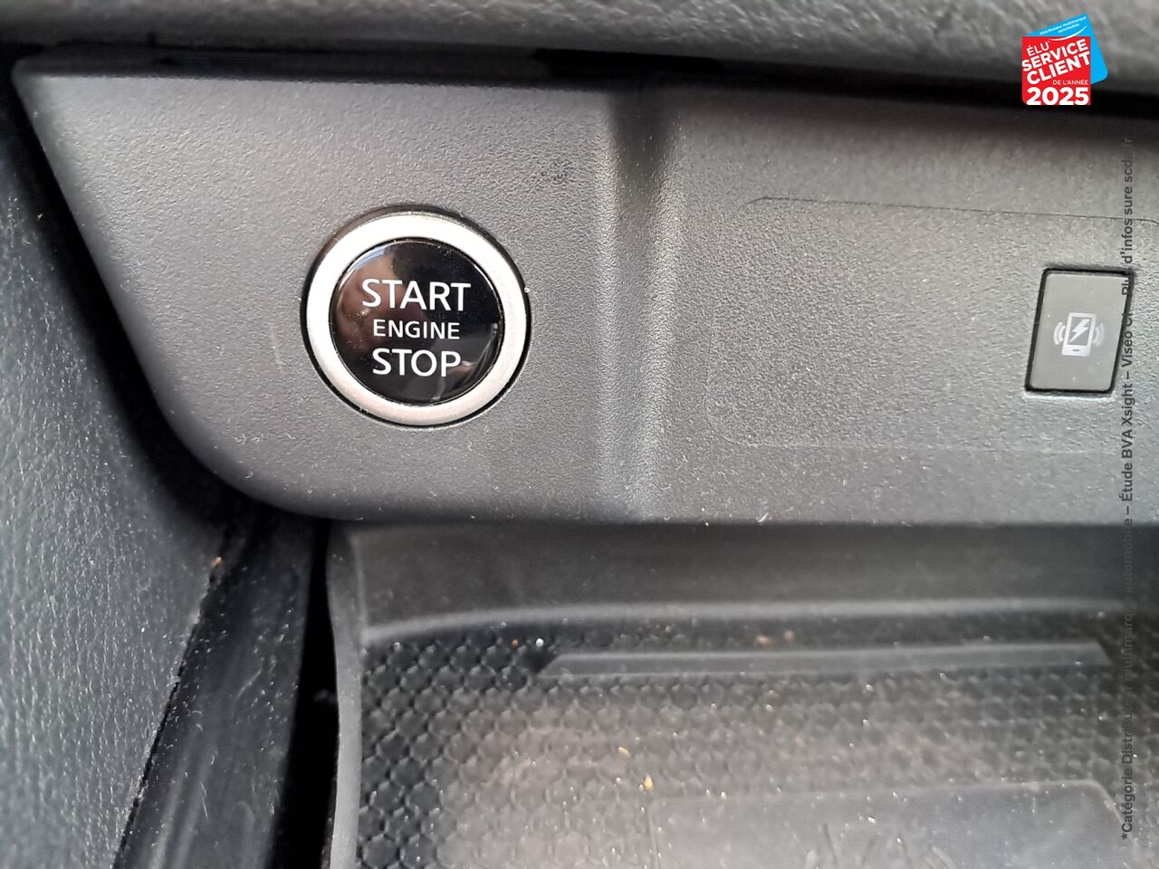 Véhicule d'occasion NISSAN QASHQAI 1.3 MILD HYBRID 140CH BUSINESS EDITION CAMERA chez Nissan Qashqai occasion