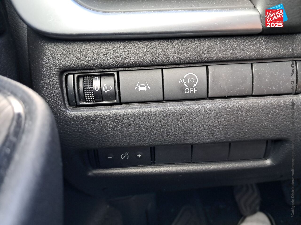 Véhicule d'occasion NISSAN QASHQAI 1.3 MILD HYBRID 140CH BUSINESS EDITION CAMERA chez Nissan Qashqai occasion