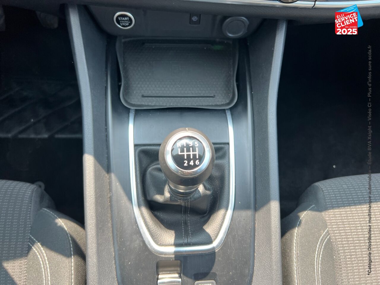 Véhicule d'occasion NISSAN QASHQAI 1.3 MILD HYBRID 140CH BUSINESS EDITION chez Renault Saint-Louis