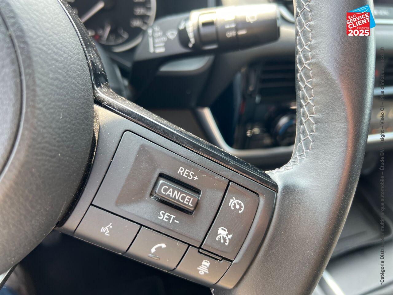 Véhicule d'occasion NISSAN QASHQAI 1.3 MILD HYBRID 140CH BUSINESS EDITION chez Renault Saint-Louis