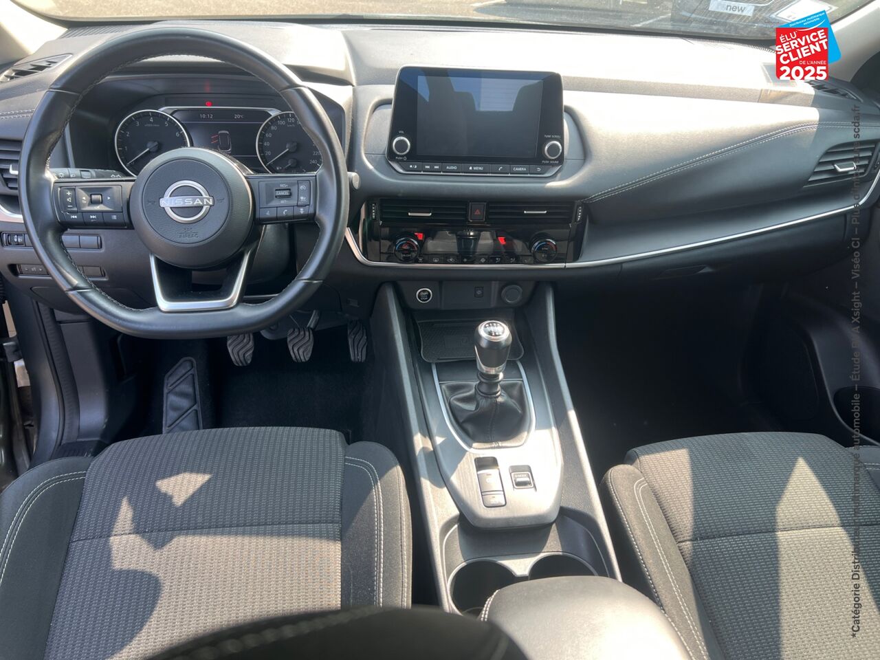 Véhicule d'occasion NISSAN QASHQAI 1.3 MILD HYBRID 140CH BUSINESS EDITION CAMERA chez Toyota Sarreguemines