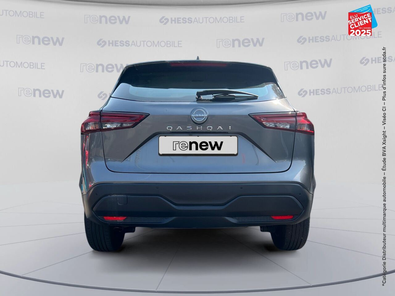 Véhicule d'occasion NISSAN QASHQAI 1.3 MILD HYBRID 140CH BUSINESS EDITION CAMERA chez Renault Saint-Louis