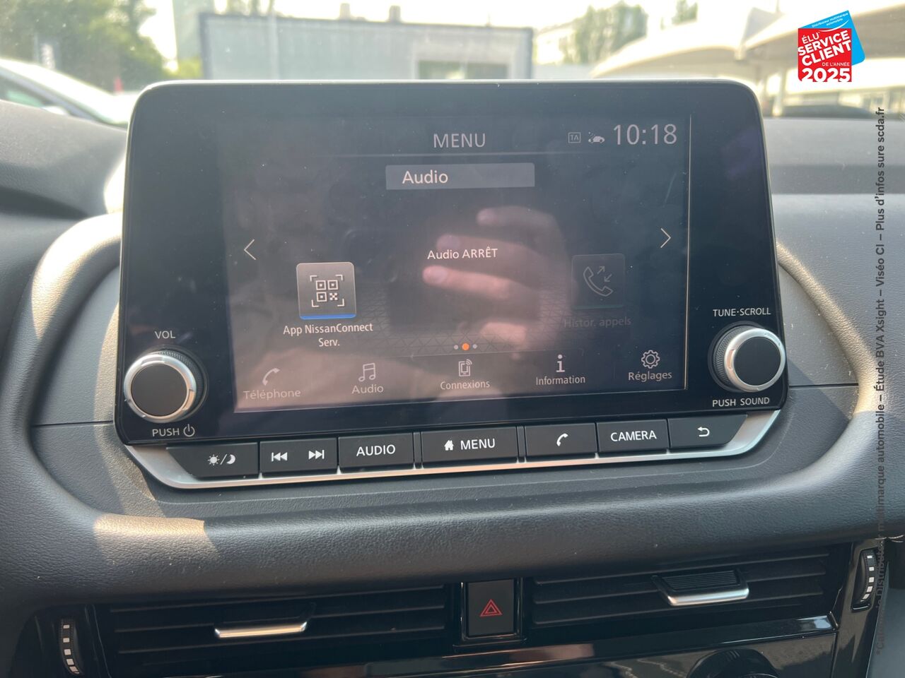 Véhicule d'occasion NISSAN QASHQAI 1.3 MILD HYBRID 140CH BUSINESS EDITION CAMERA chez Renault Saint-Louis