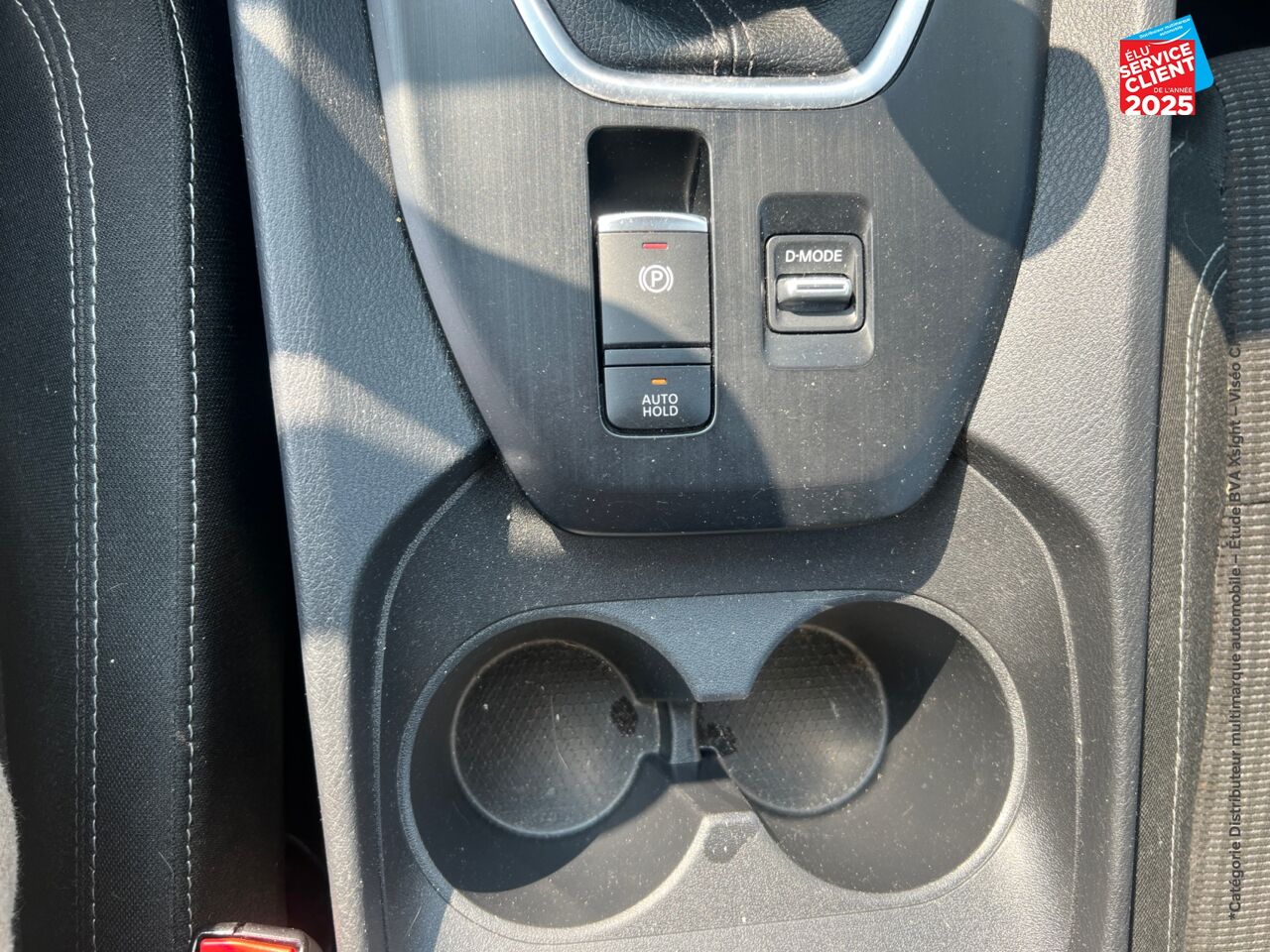 Véhicule d'occasion NISSAN QASHQAI 1.3 MILD HYBRID 140CH BUSINESS EDITION CAMERA chez Nissan Qashqai occasion