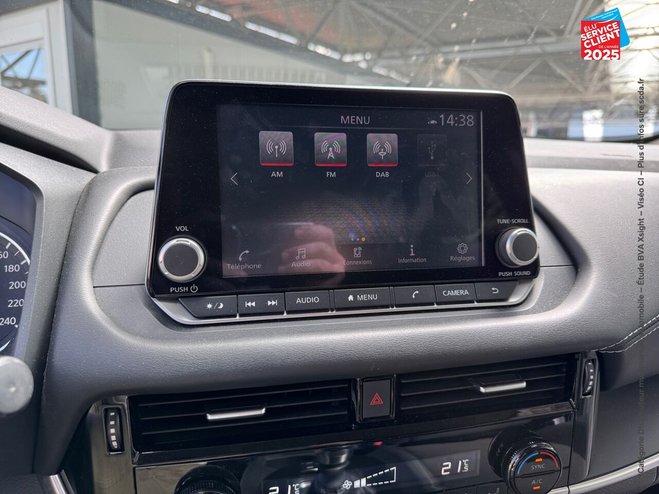 Véhicule d'occasion NISSAN QASHQAI 1.3 MILD HYBRID 140CH BUSINESS EDITION CAMERA chez Nissan Qashqai occasion