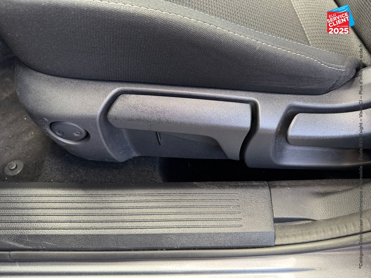 Véhicule d'occasion NISSAN QASHQAI 1.3 MILD HYBRID 140CH BUSINESS EDITION CAMERA chez Nissan Qashqai occasion