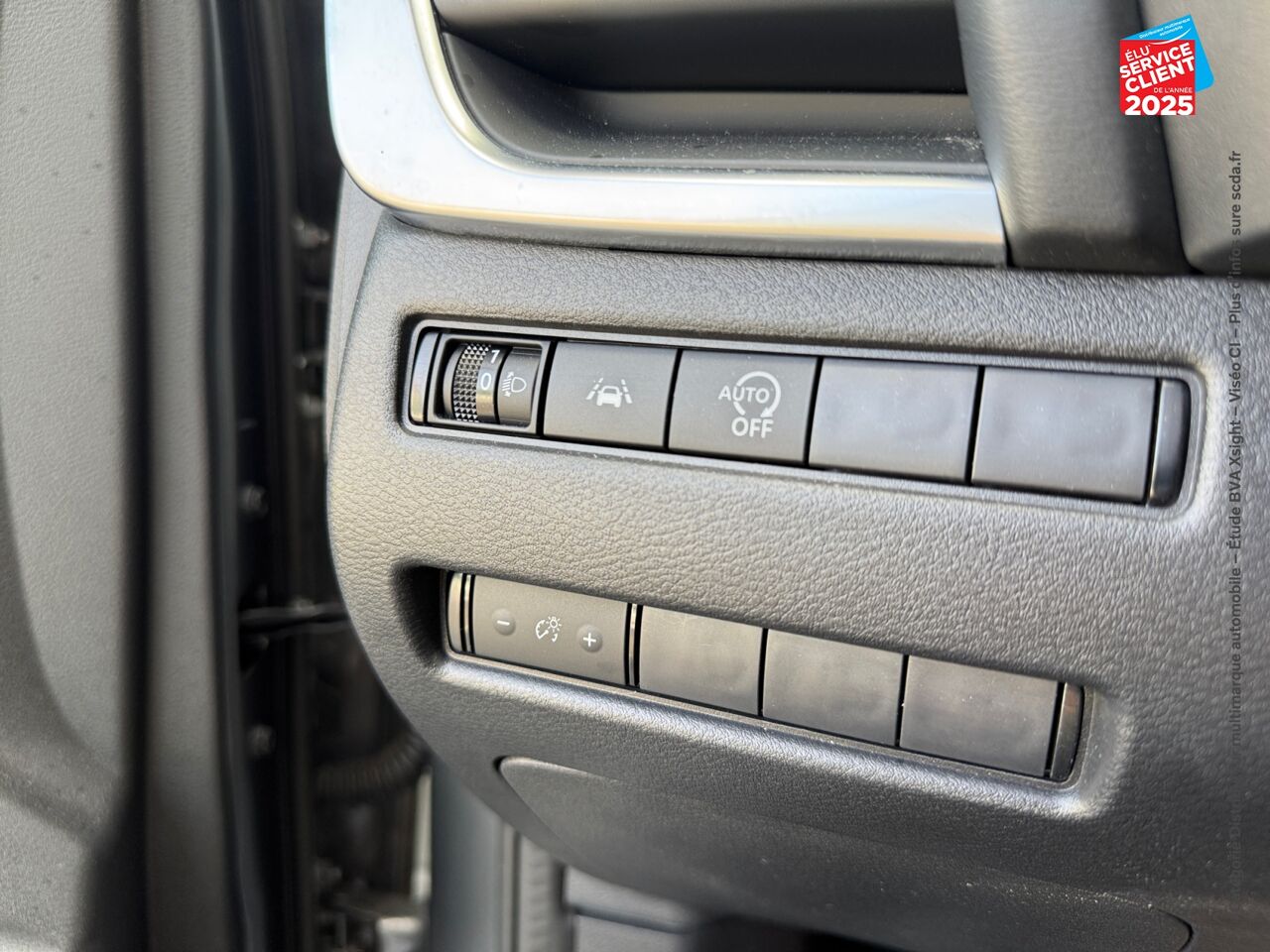 Véhicule d'occasion NISSAN QASHQAI 1.3 MILD HYBRID 140CH BUSINESS EDITION CAMERA chez Nissan Qashqai occasion