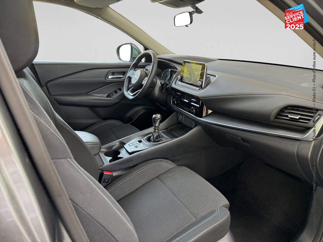 Véhicule d'occasion NISSAN QASHQAI 1.3 MILD HYBRID 140CH BUSINESS EDITION CAMERA chez Renault Colmar