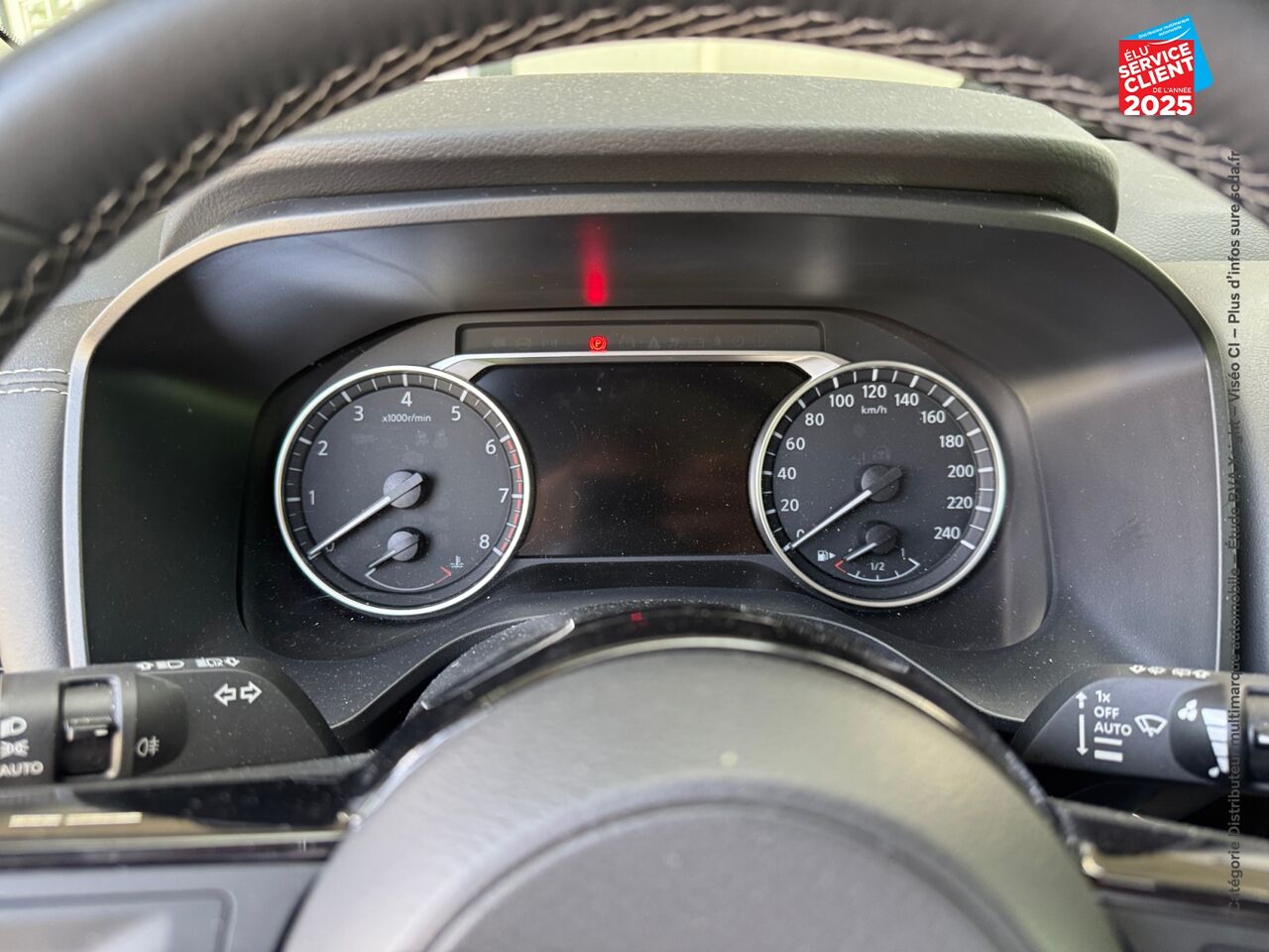 Véhicule d'occasion NISSAN QASHQAI 1.3 MILD HYBRID 140CH BUSINESS EDITION CAMERA chez Renault Colmar