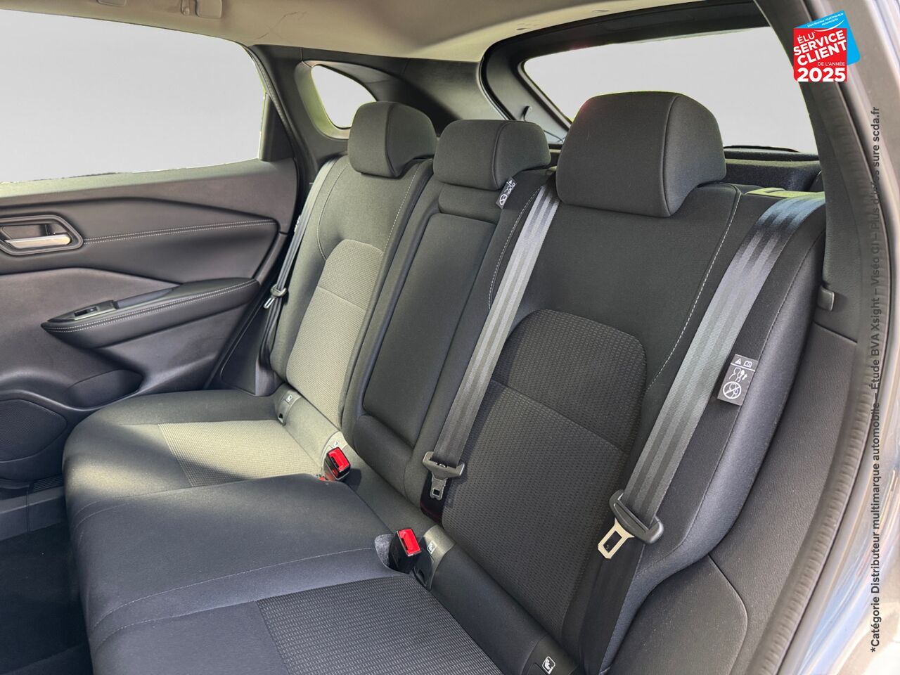 Véhicule d'occasion NISSAN QASHQAI 1.3 MILD HYBRID 140CH BUSINESS EDITION CAMERA chez Renault Colmar