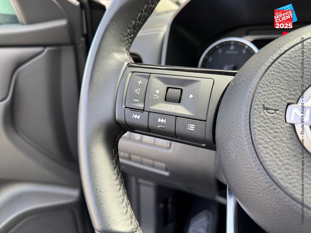 Véhicule d'occasion NISSAN QASHQAI 1.3 MILD HYBRID 140CH BUSINESS EDITION chez Toyota Sarreguemines