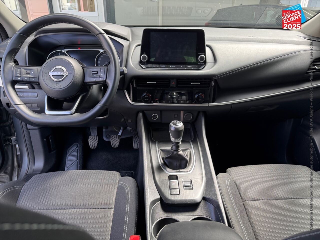 Véhicule d'occasion NISSAN QASHQAI 1.3 MILD HYBRID 140CH BUSINESS EDITION chez Toyota Sarreguemines