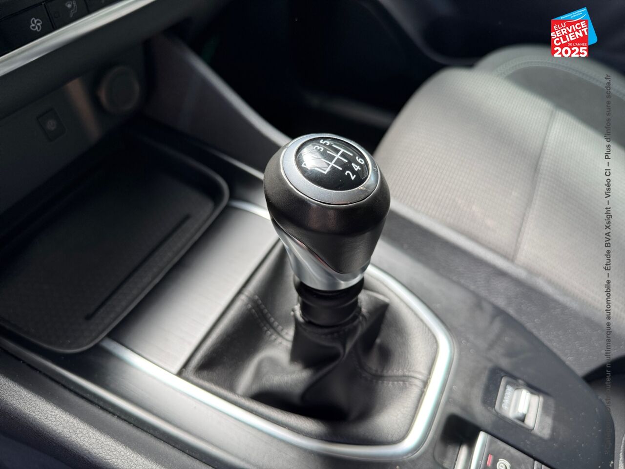 Véhicule d'occasion NISSAN QASHQAI 1.3 MILD HYBRID 140CH BUSINESS EDITION chez Toyota Sarreguemines