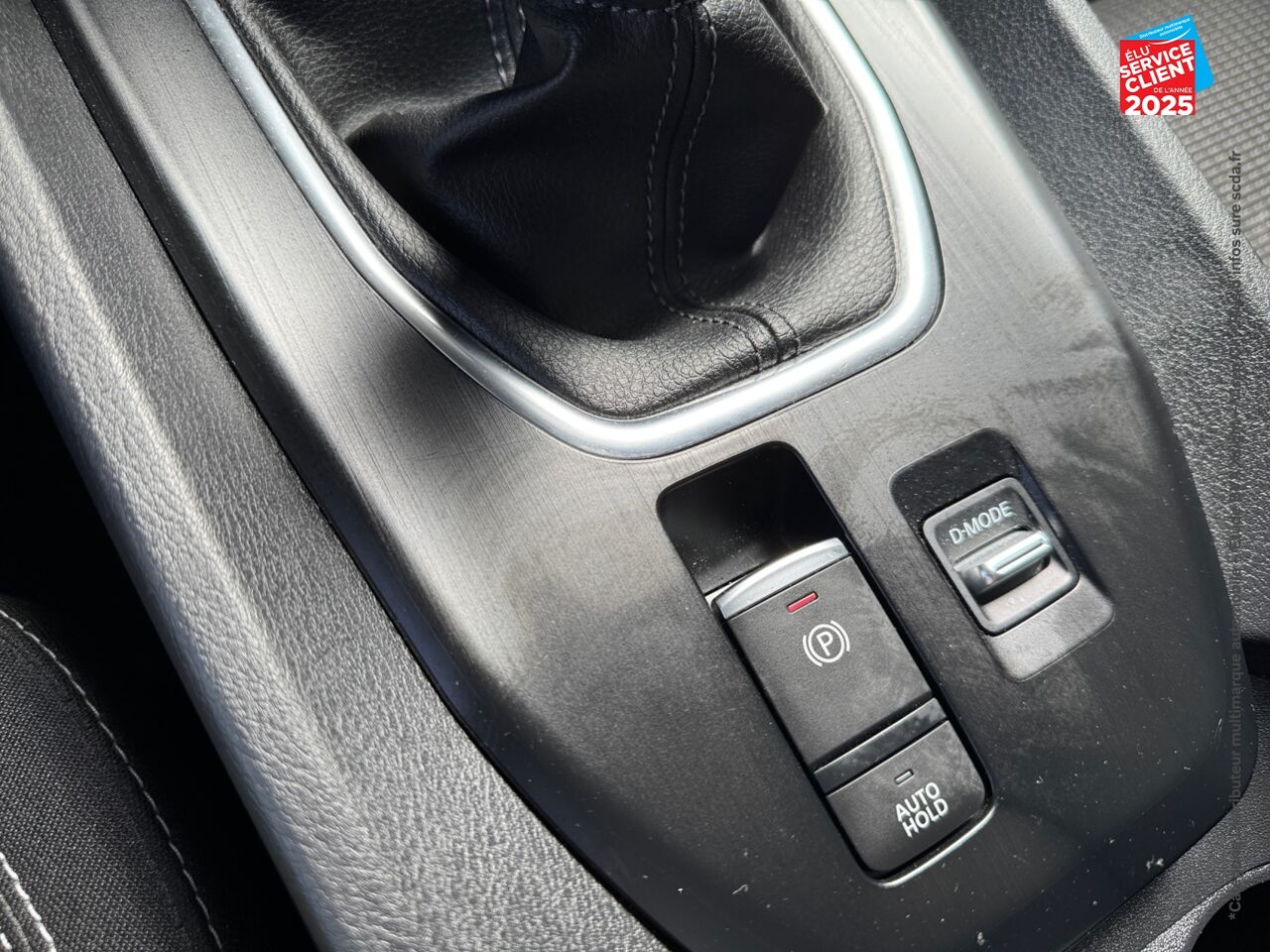 Véhicule d'occasion NISSAN QASHQAI 1.3 MILD HYBRID 140CH BUSINESS EDITION chez Toyota Sarreguemines