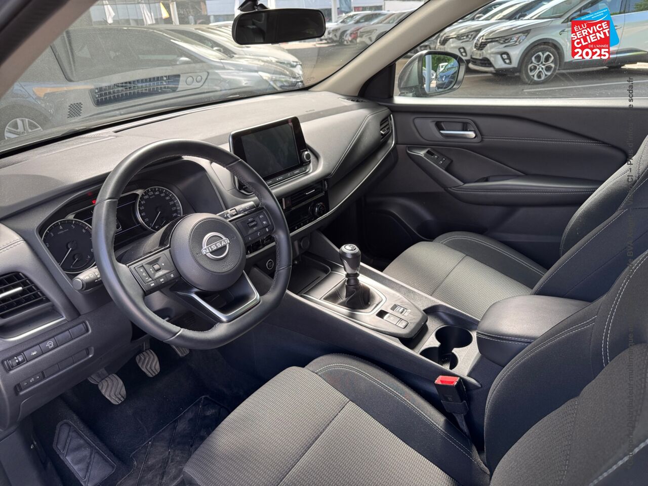 Véhicule d'occasion NISSAN QASHQAI 1.3 MILD HYBRID 140CH BUSINESS EDITION chez Hyundai Chalons