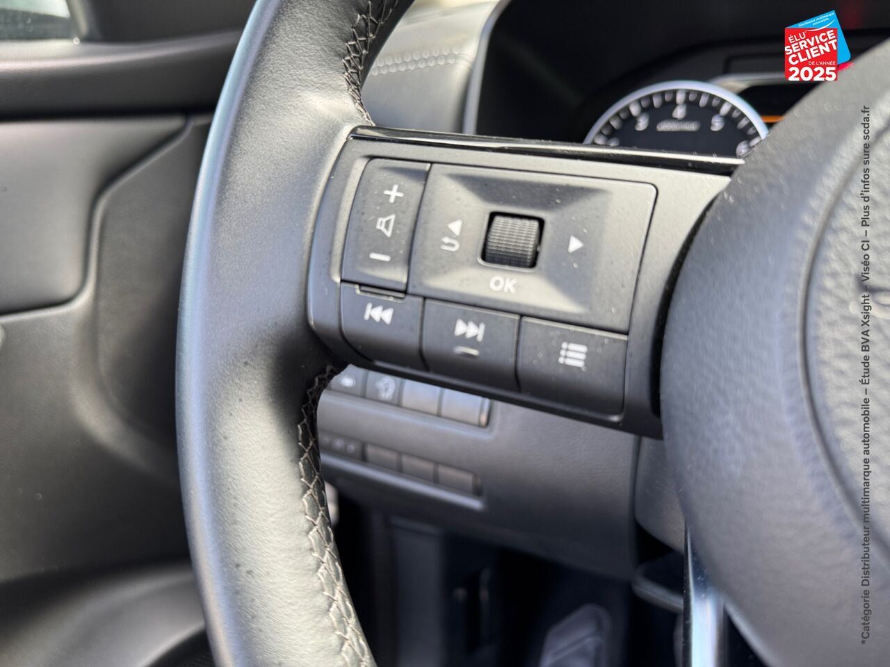 Véhicule d'occasion NISSAN QASHQAI 1.3 MILD HYBRID 140CH BUSINESS EDITION CAMERA chez Nissan Juke occasion