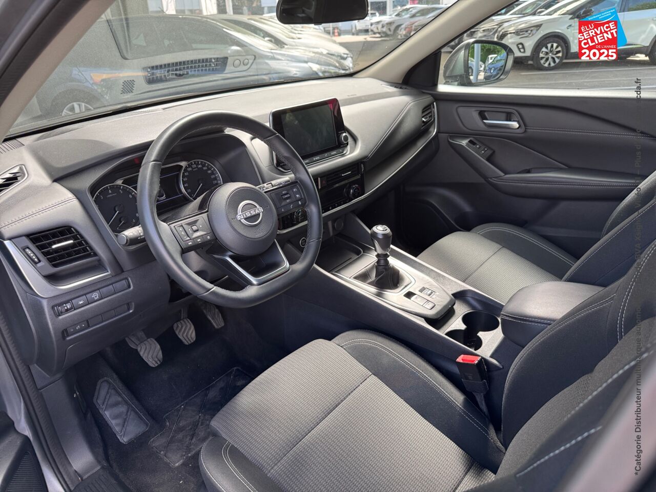 Véhicule d'occasion NISSAN QASHQAI 1.3 MILD HYBRID 140CH BUSINESS EDITION CAMERA chez Nissan Juke occasion