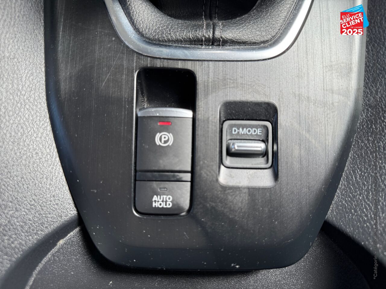 Véhicule d'occasion NISSAN QASHQAI 1.3 MILD HYBRID 140CH BUSINESS EDITION CAMERA chez Nissan Juke occasion