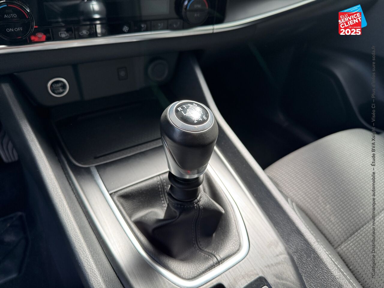 Véhicule d'occasion NISSAN QASHQAI 1.3 MILD HYBRID 140CH BUSINESS EDITION CAMERA chez Nissan Juke occasion