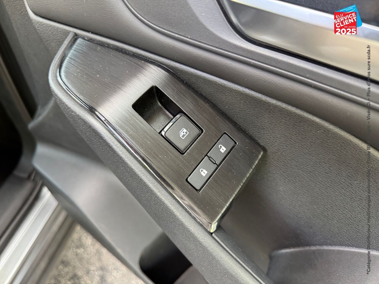 Véhicule d'occasion NISSAN QASHQAI 1.3 MILD HYBRID 140CH BUSINESS EDITION chez Nissan Qashqai occasion