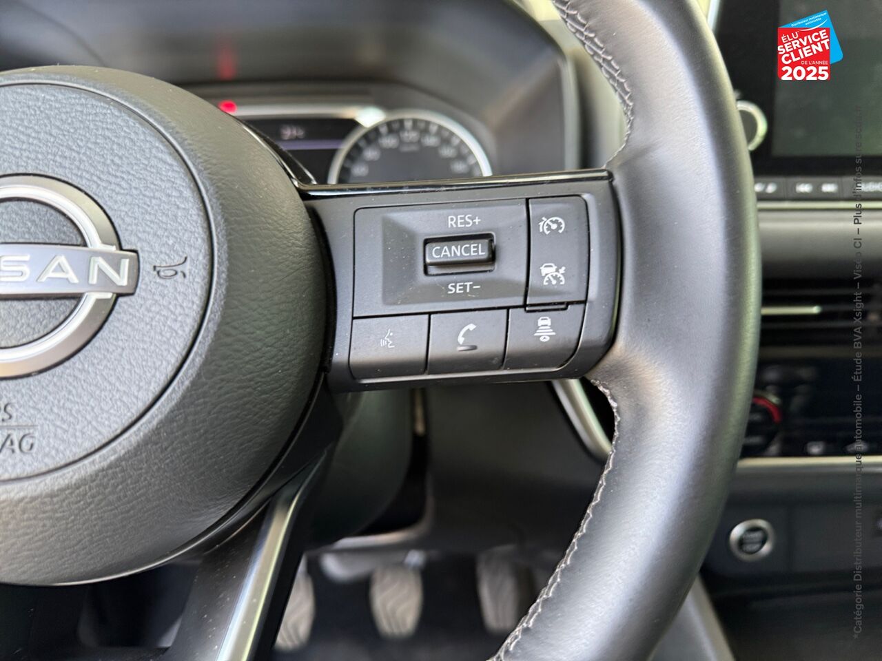 Véhicule d'occasion NISSAN QASHQAI 1.3 MILD HYBRID 140CH BUSINESS EDITION chez Nissan Qashqai occasion