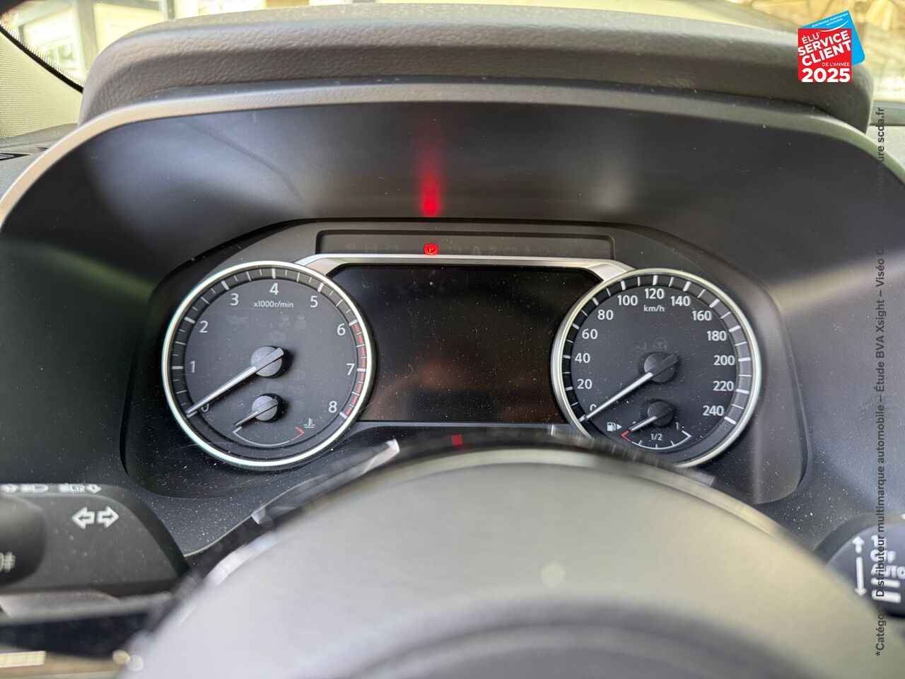 Véhicule d'occasion NISSAN QASHQAI 1.3 MILD HYBRID 140CH BUSINESS EDITION chez Nissan Qashqai occasion