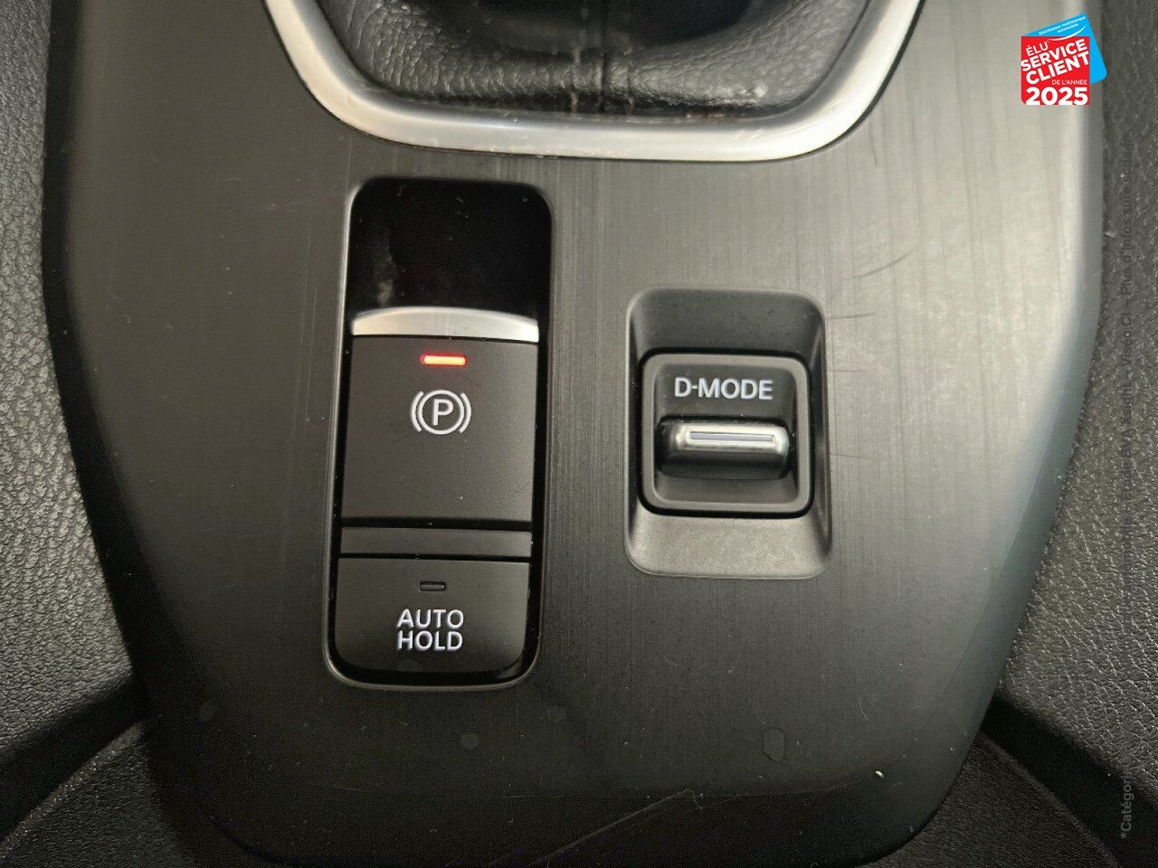 Véhicule d'occasion NISSAN QASHQAI 1.3 MILD HYBRID 140CH BUSINESS EDITION CAMERA chez Fiat Belfort