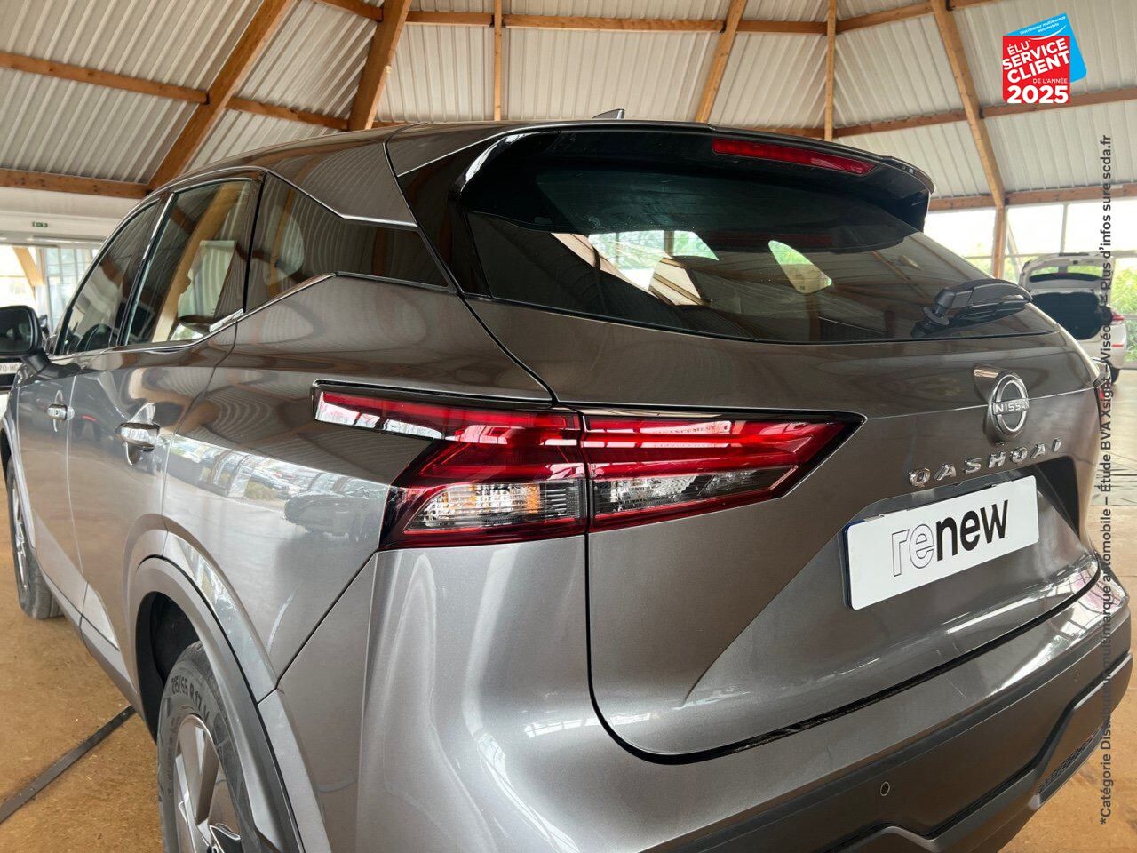 Véhicule d'occasion NISSAN QASHQAI 1.3 MILD HYBRID 140CH BUSINESS EDITION CAMERA chez Fiat Belfort