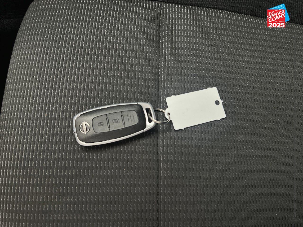 Véhicule d'occasion NISSAN QASHQAI 1.3 MILD HYBRID 140CH BUSINESS EDITION CAMERA chez Nissan Colmar