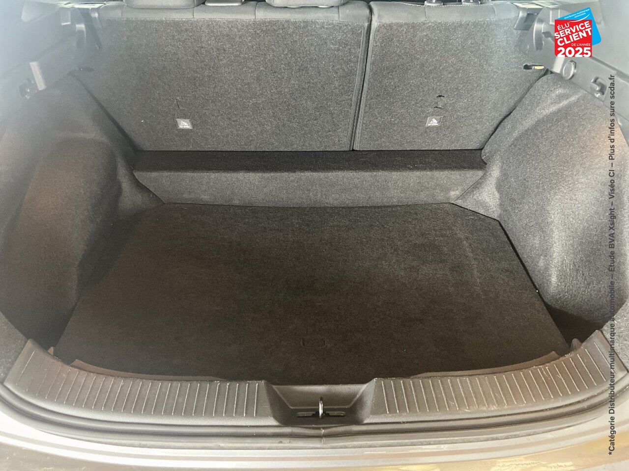 Véhicule d'occasion NISSAN QASHQAI 1.3 MILD HYBRID 140CH BUSINESS EDITION CAMERA chez Nissan Colmar