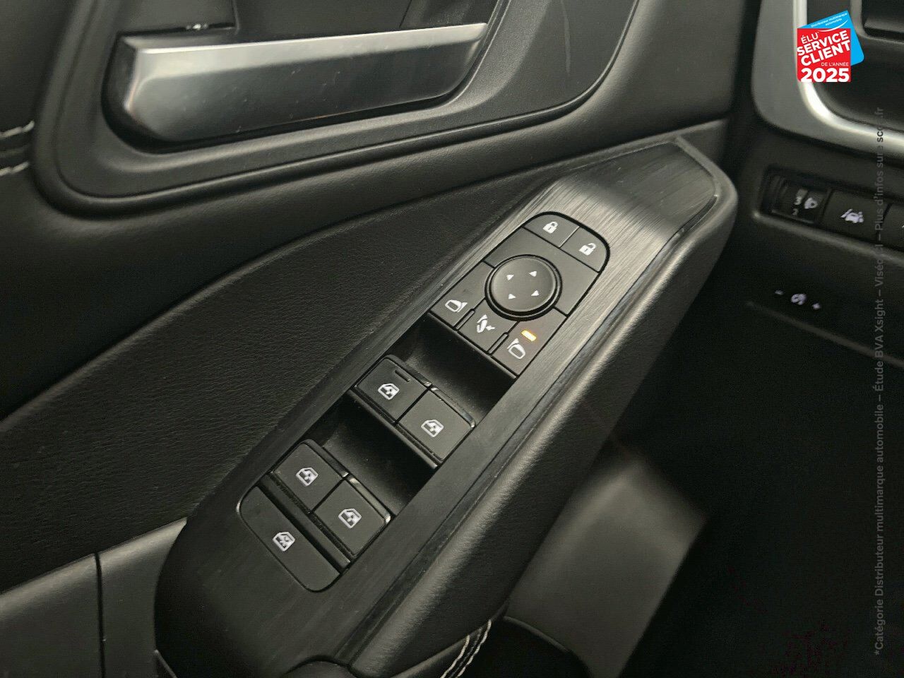 Véhicule d'occasion NISSAN QASHQAI 1.3 MILD HYBRID 140CH BUSINESS EDITION CAMERA chez Nissan Colmar
