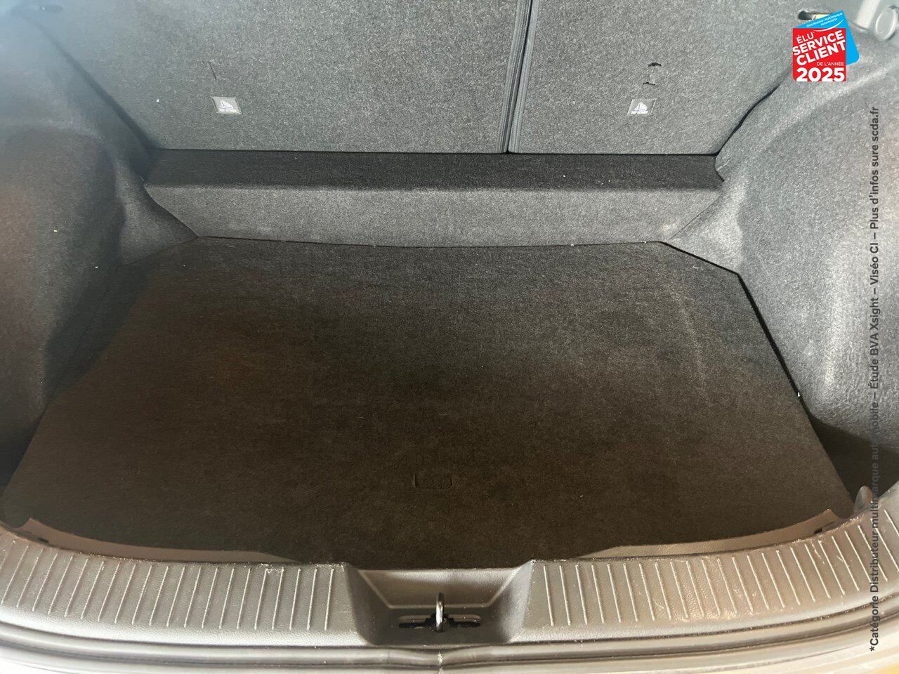 Véhicule d'occasion NISSAN QASHQAI 1.3 MILD HYBRID 140CH BUSINESS EDITION CAMERA chez Fiat Dijon