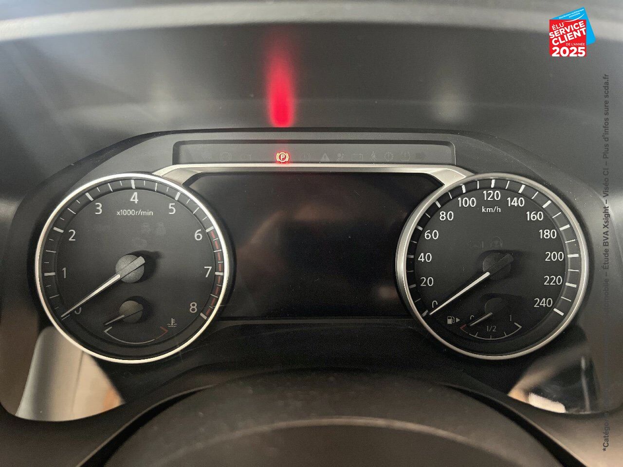 Véhicule d'occasion NISSAN QASHQAI 1.3 MILD HYBRID 140CH BUSINESS EDITION CAMERA chez Fiat Dijon