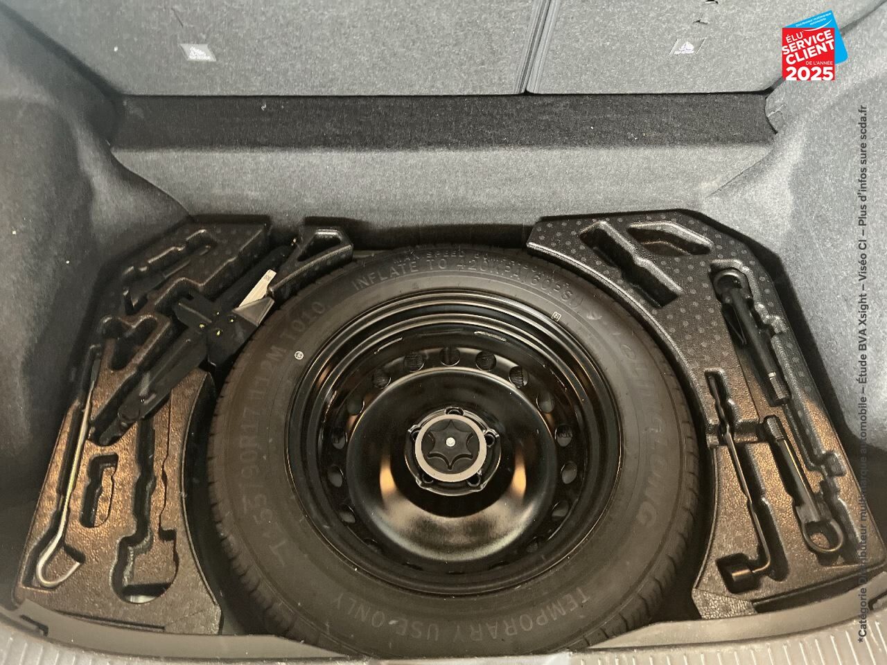 Véhicule d'occasion NISSAN QASHQAI 1.3 MILD HYBRID 140CH BUSINESS EDITION CAMERA chez Fiat Dijon