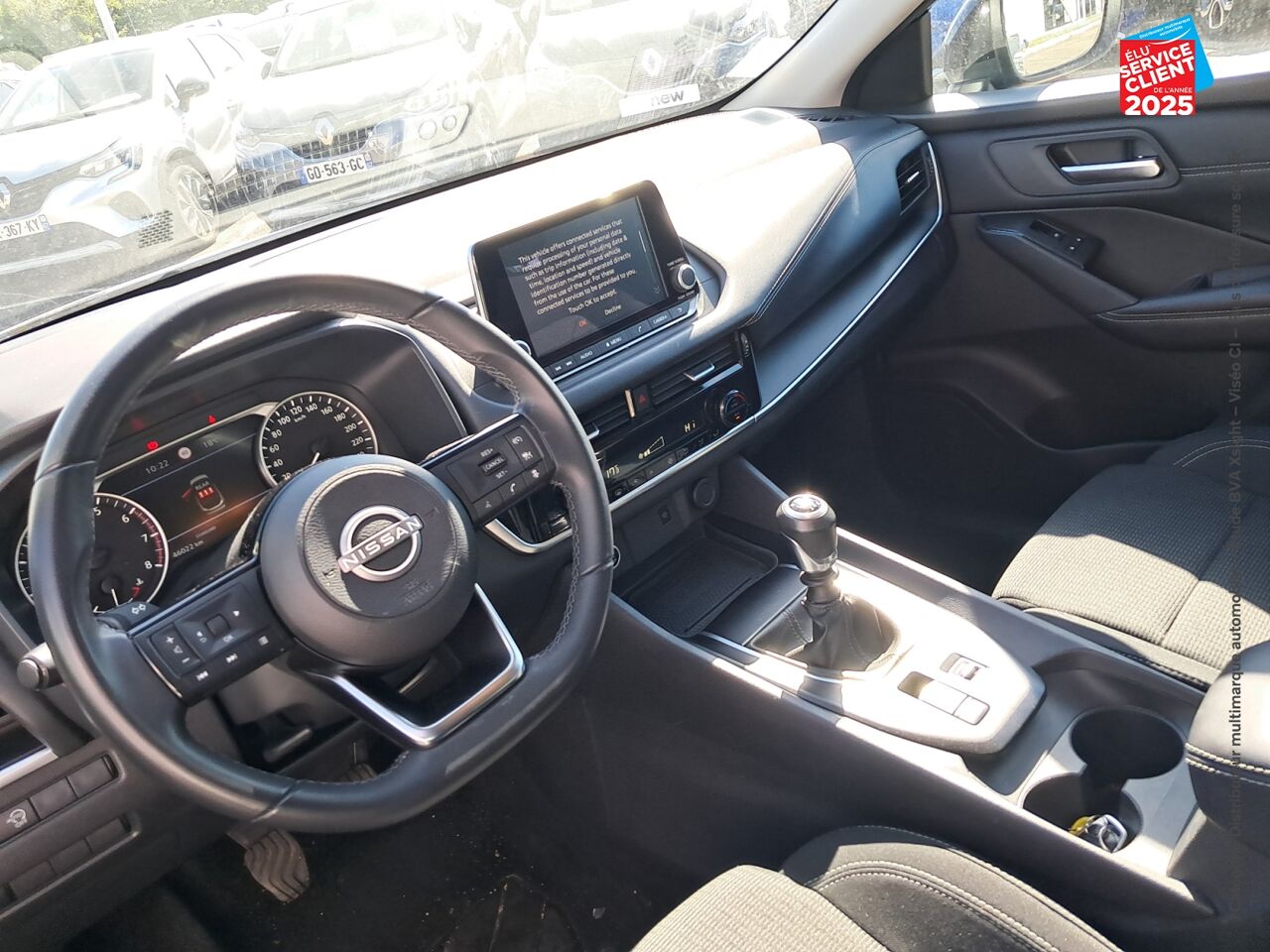 Véhicule d'occasion NISSAN QASHQAI 1.3 MILD HYBRID 140CH BUSINESS EDITION 2022 chez Toyota Bar le Duc