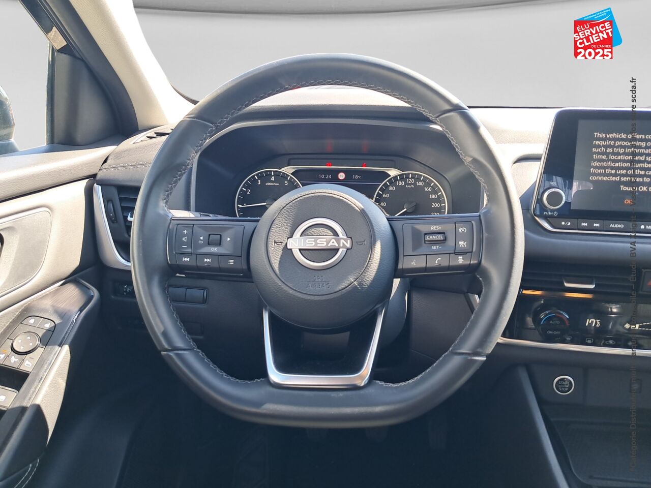 Véhicule d'occasion NISSAN QASHQAI 1.3 MILD HYBRID 140CH BUSINESS EDITION 2022 chez Toyota Bar le Duc
