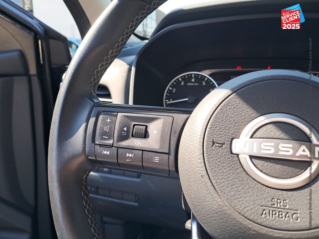 Véhicule d'occasion NISSAN QASHQAI 1.3 MILD HYBRID 140CH BUSINESS EDITION 2022 chez Hyundai Chalons