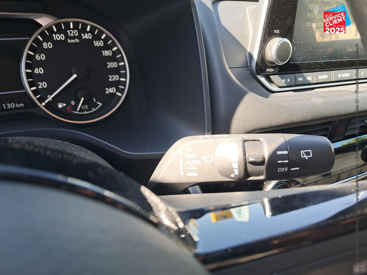Véhicule d'occasion NISSAN QASHQAI 1.3 MILD HYBRID 140CH BUSINESS EDITION 2022 chez Hyundai Chalons
