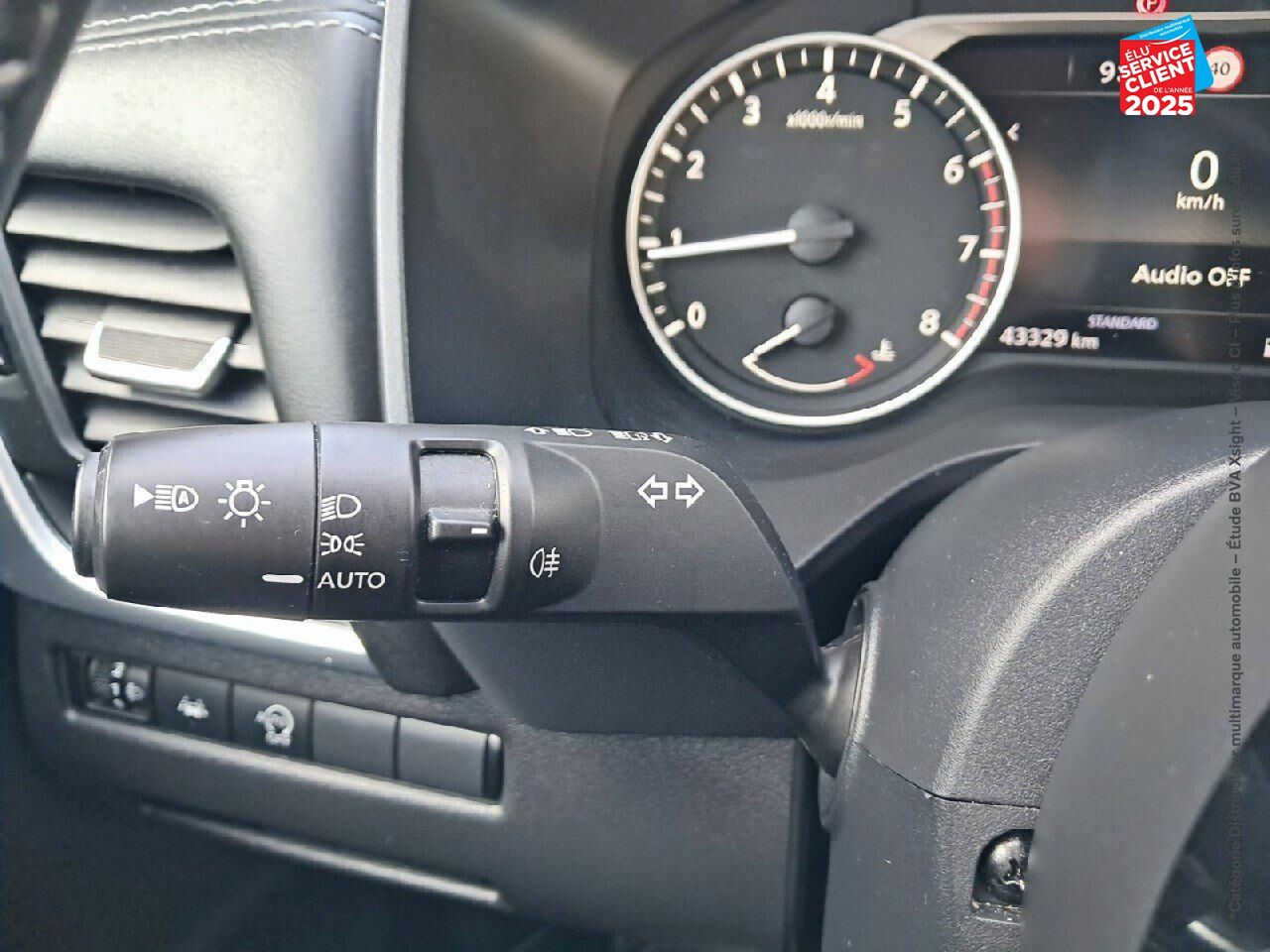 Véhicule d'occasion NISSAN QASHQAI 1.3 MILD HYBRID 140CH BUSINESS EDITION 2022 CAMERA chez Toyota Thionville