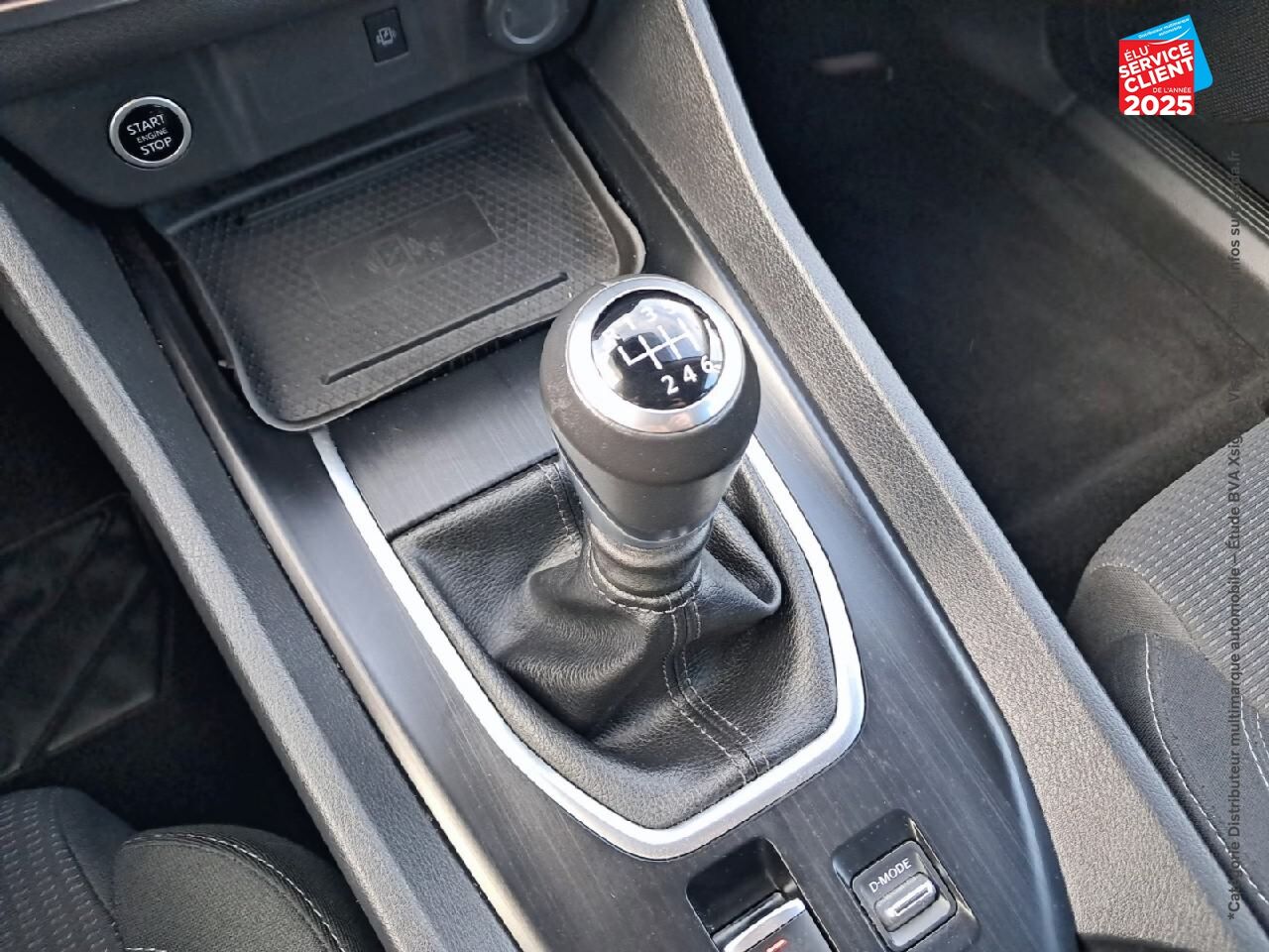 Véhicule d'occasion NISSAN QASHQAI 1.3 MILD HYBRID 140CH BUSINESS EDITION 2022 CAMERA chez Toyota Thionville