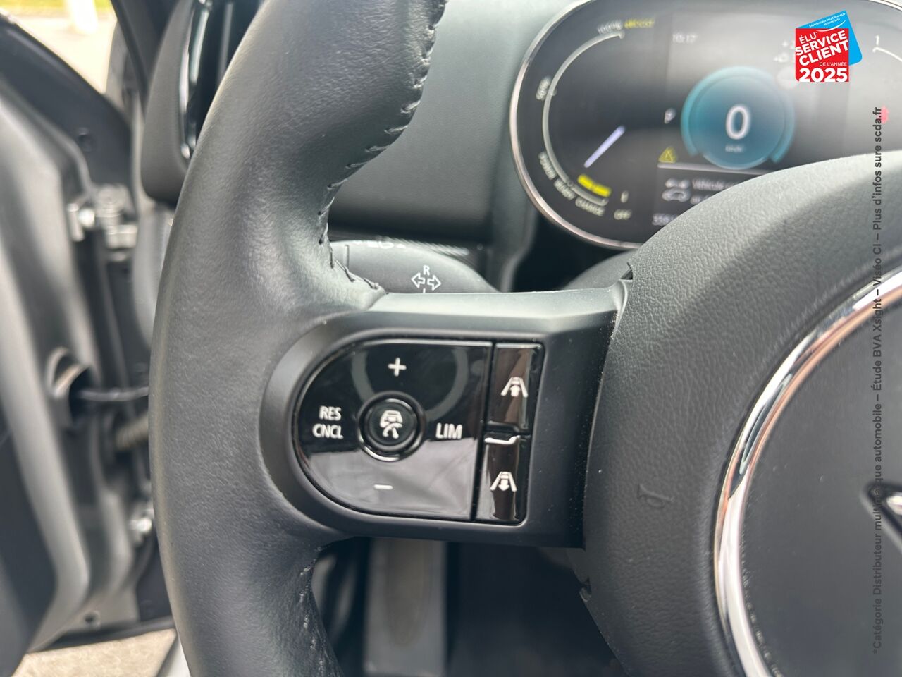 Véhicule d'occasion MINI COUNTRYMAN COOPER SE 125CH + 95CH EDITION PREMIUM PLUS ALL4 BVA6 chez Hyundai Besançon