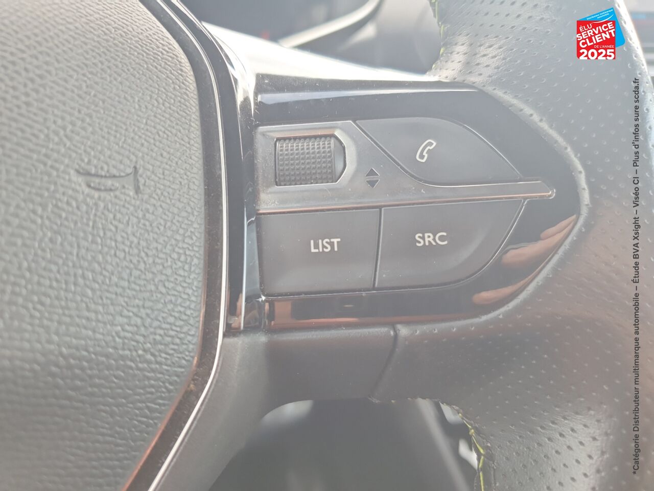 Véhicule d'occasion PEUGEOT 208 1.2 PURETECH 100CH SS GT LINE chez Opel Verdun