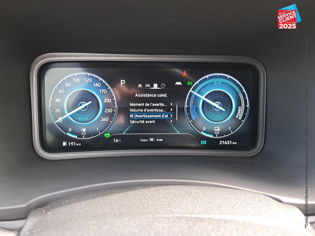 Véhicule d'occasion HYUNDAI KONA 1.6 GDI 141 CH HYBRID INTUITIVE DCT-6 CAMERA chez Opel Thionville