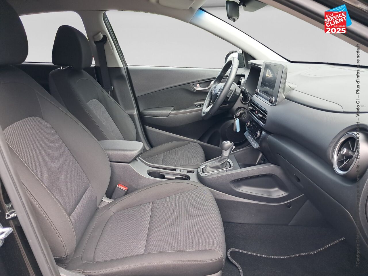 Véhicule d'occasion HYUNDAI KONA 1.6 GDI 141 CH HYBRID INTUITIVE DCT-6 CAMERA chez Opel Thionville