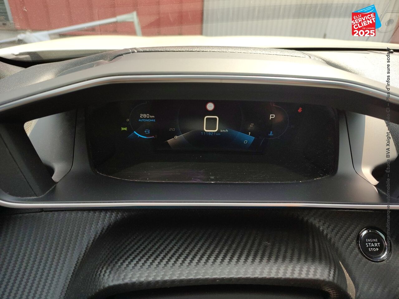 Véhicule d'occasion PEUGEOT 2008 1.5 BLUEHDI 130CH S/S GT LINE EAT8 7CV TOUVRANT GPS CAMERA CARPLAY chez Toyota Thionville
