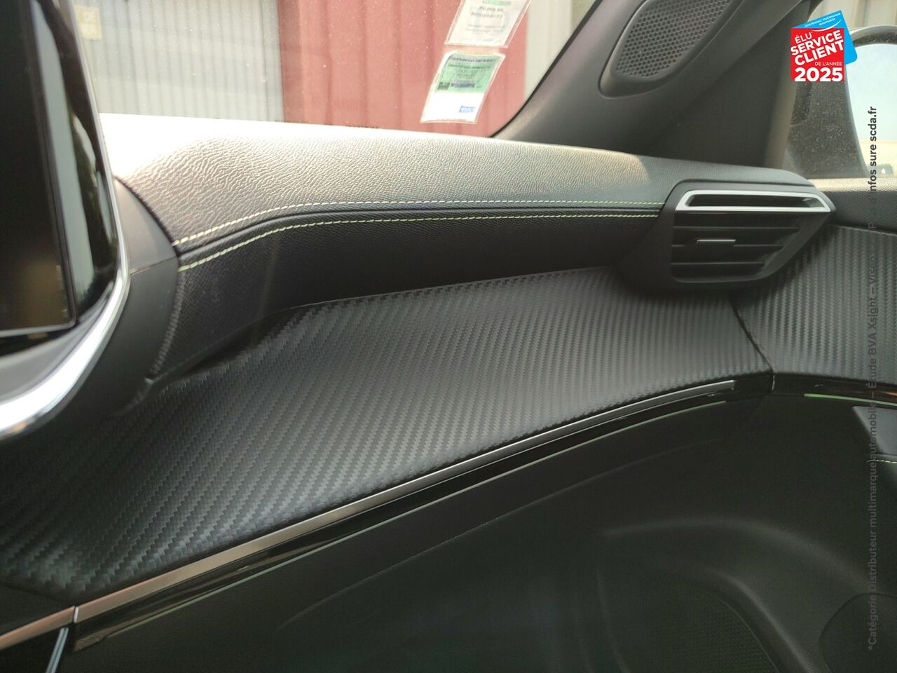 Véhicule d'occasion PEUGEOT 2008 1.5 BLUEHDI 130CH S/S GT LINE EAT8 7CV TOUVRANT GPS CAMERA CARPLAY chez Toyota Thionville