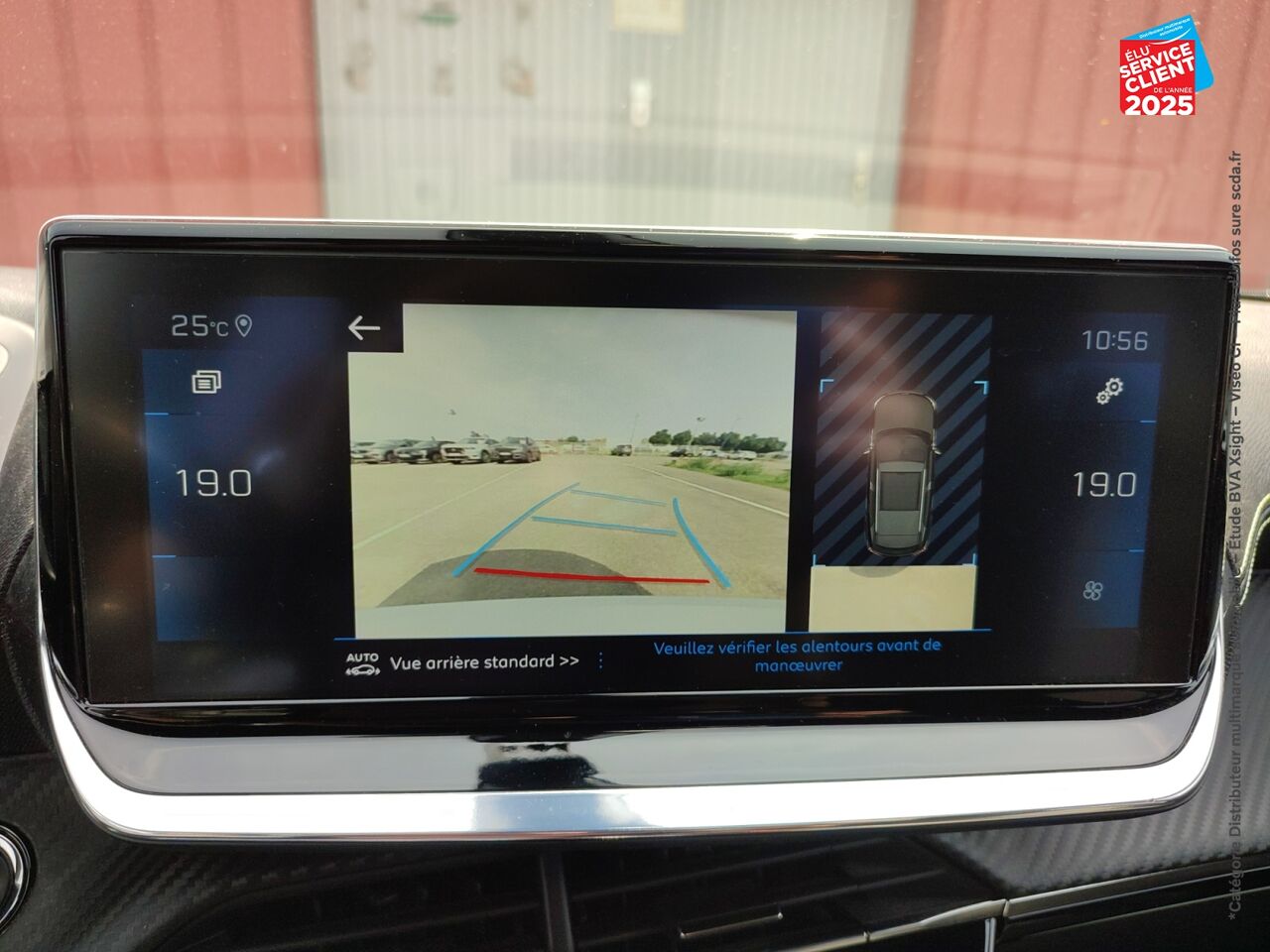 Véhicule d'occasion PEUGEOT 2008 1.5 BLUEHDI 130CH S/S GT LINE EAT8 7CV TOUVRANT GPS CAMERA CARPLAY chez Toyota Thionville