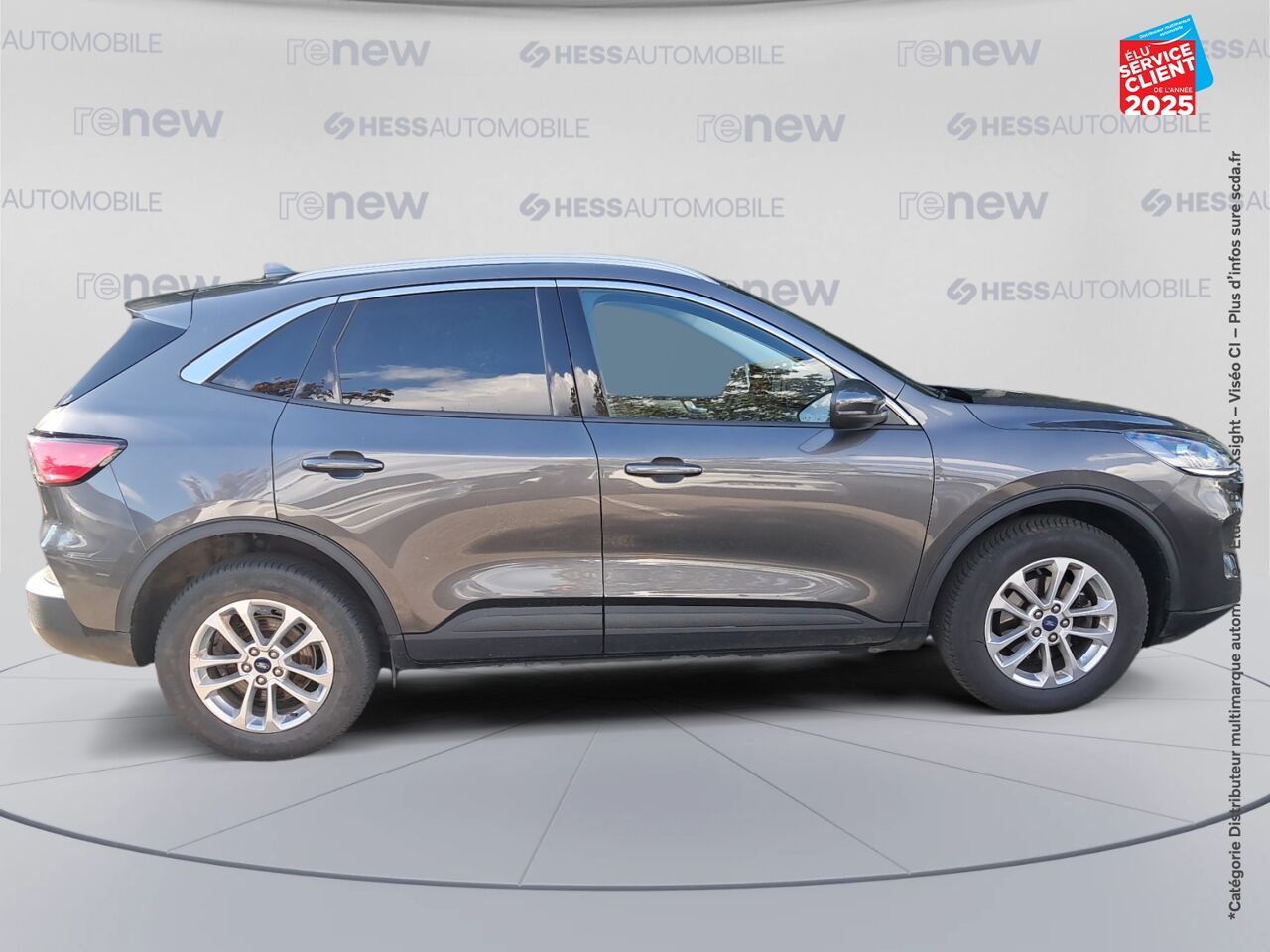 Véhicule d'occasion FORD KUGA 2.5 DURATEC 190CH FHEV E85 TITANIUM BVA chez Renault Saint-Louis