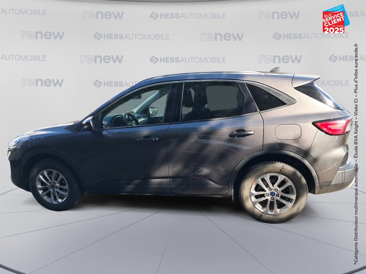 Véhicule d'occasion FORD KUGA 2.5 DURATEC 190CH FHEV E85 TITANIUM BVA chez Renault Saint-Louis