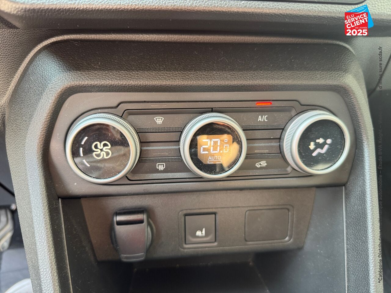 Véhicule d'occasion DACIA JOGGER 1.6 HYBRID 140CH EXTREME 5 PLACES chez Toyota Thionville